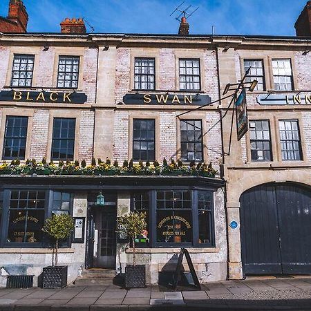 Black Swan Hotel ディバイザス エクステリア 写真
